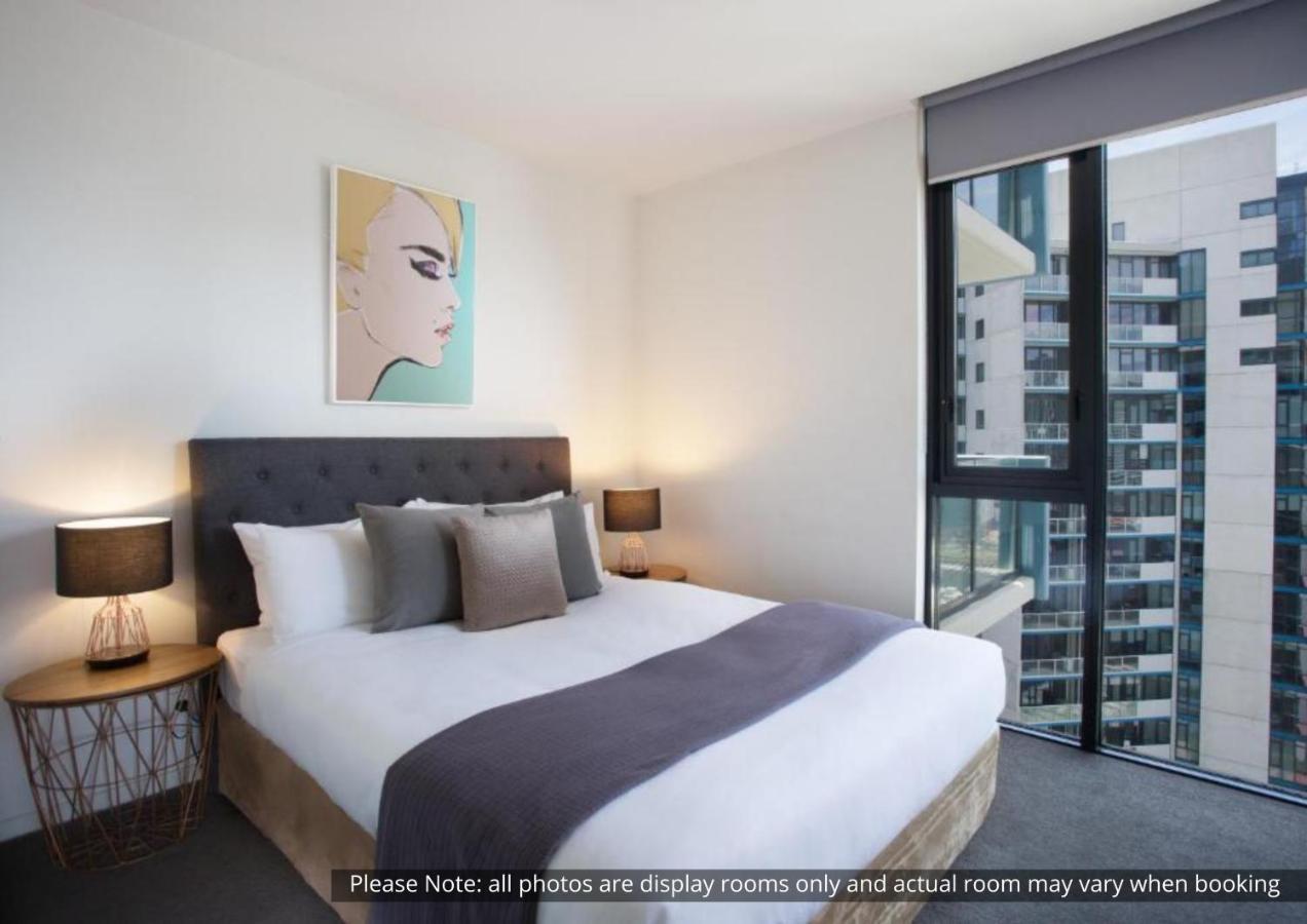 The Sebel Residences Melbourne Docklands Serviced Apartments Bagian luar foto