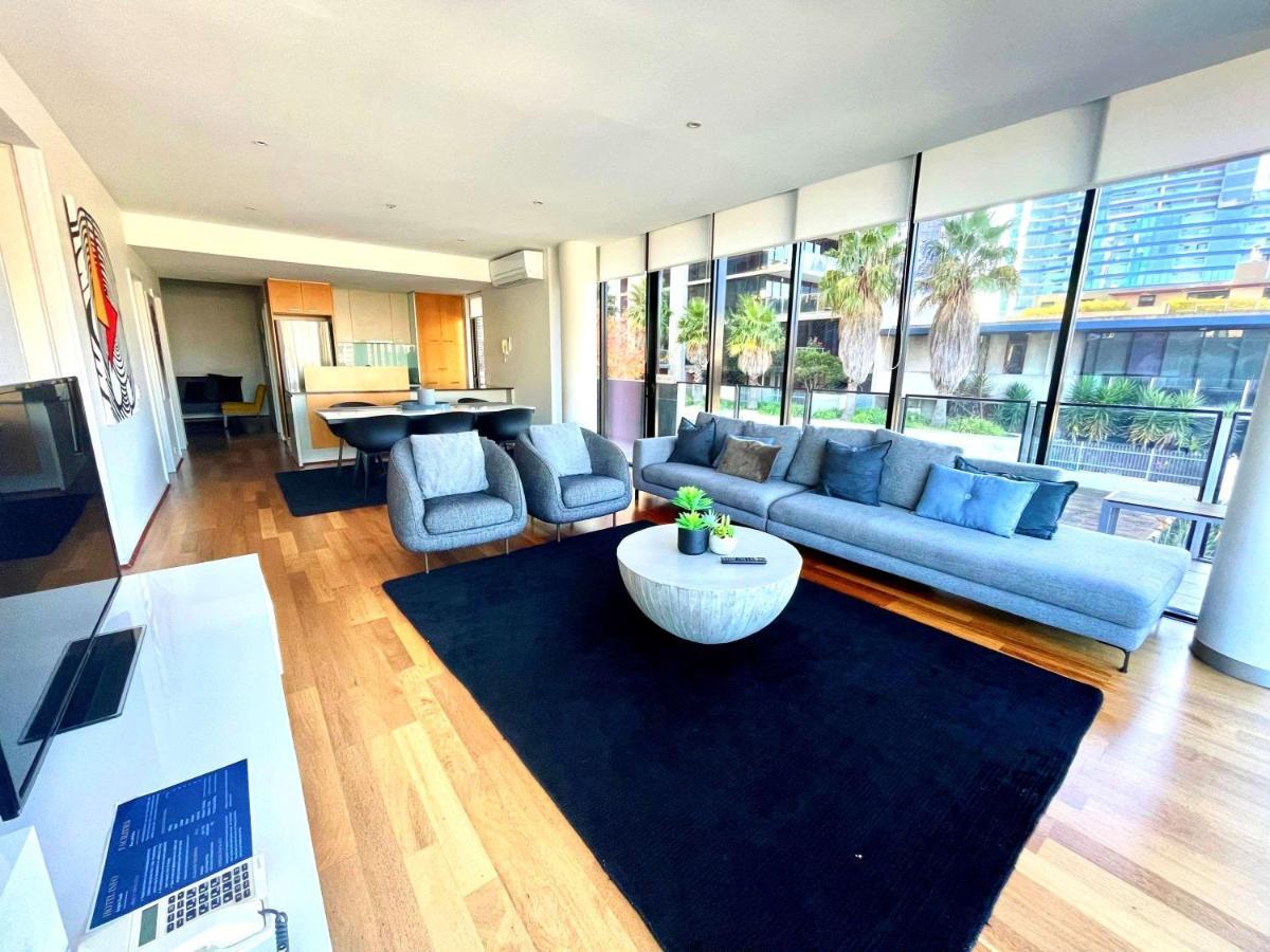 The Sebel Residences Melbourne Docklands Serviced Apartments Bagian luar foto
