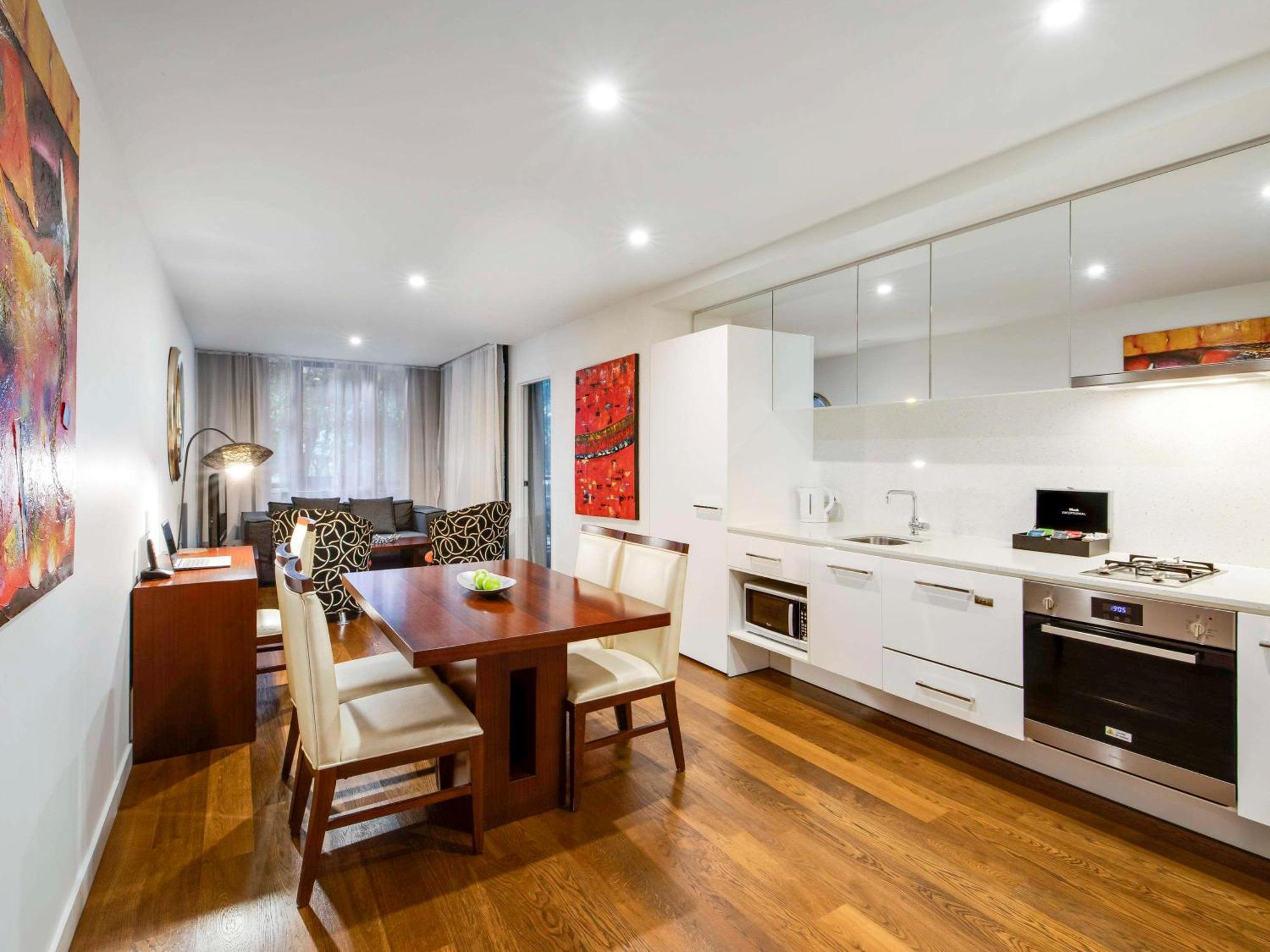 The Sebel Residences Melbourne Docklands Serviced Apartments Bagian luar foto